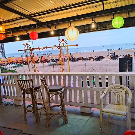 Roseal Beach Front Baga Extérieur photo