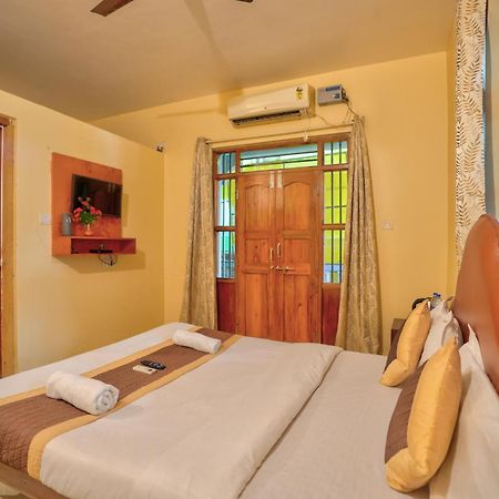 Roseal Beach Front Baga Extérieur photo