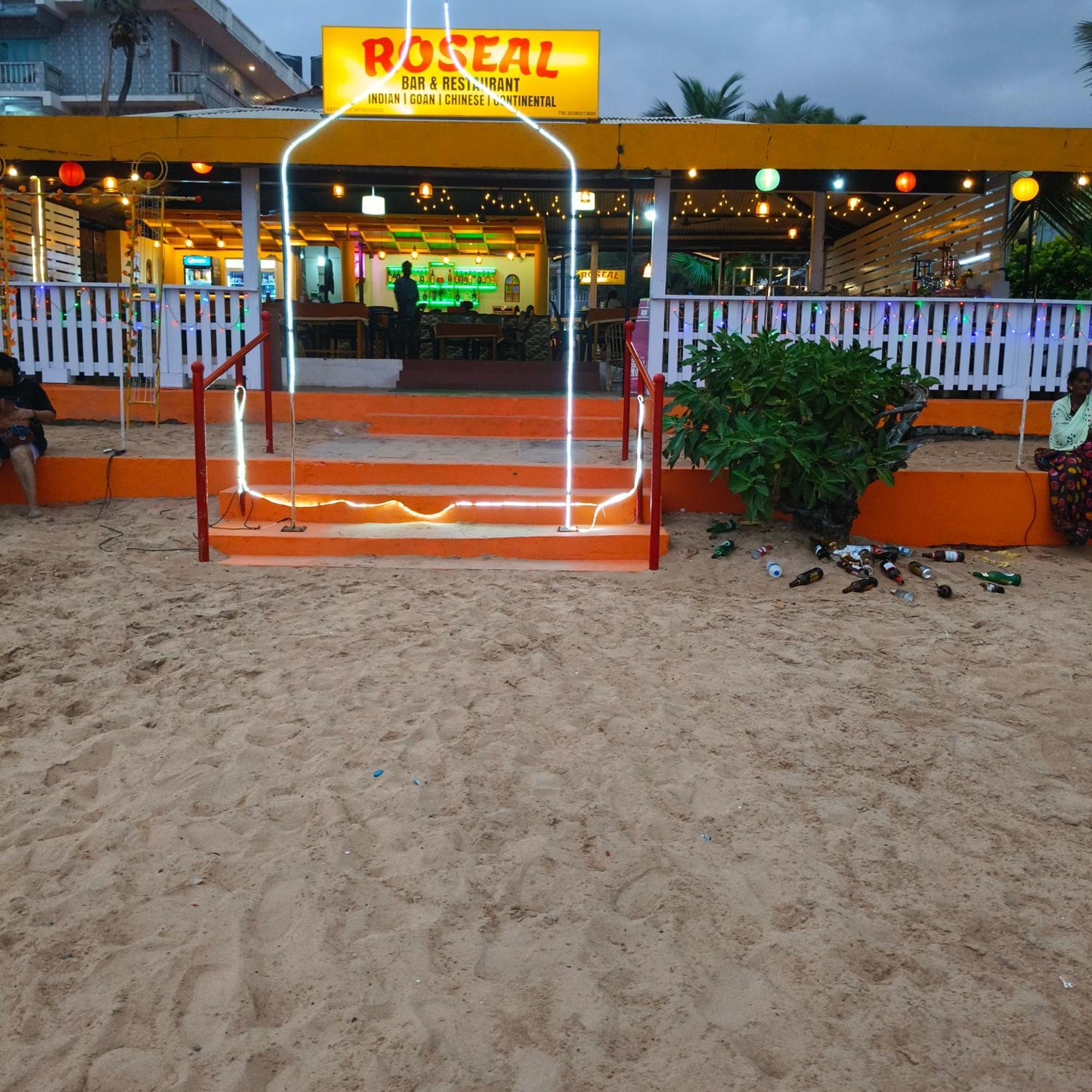 Roseal Beach Front Baga Extérieur photo